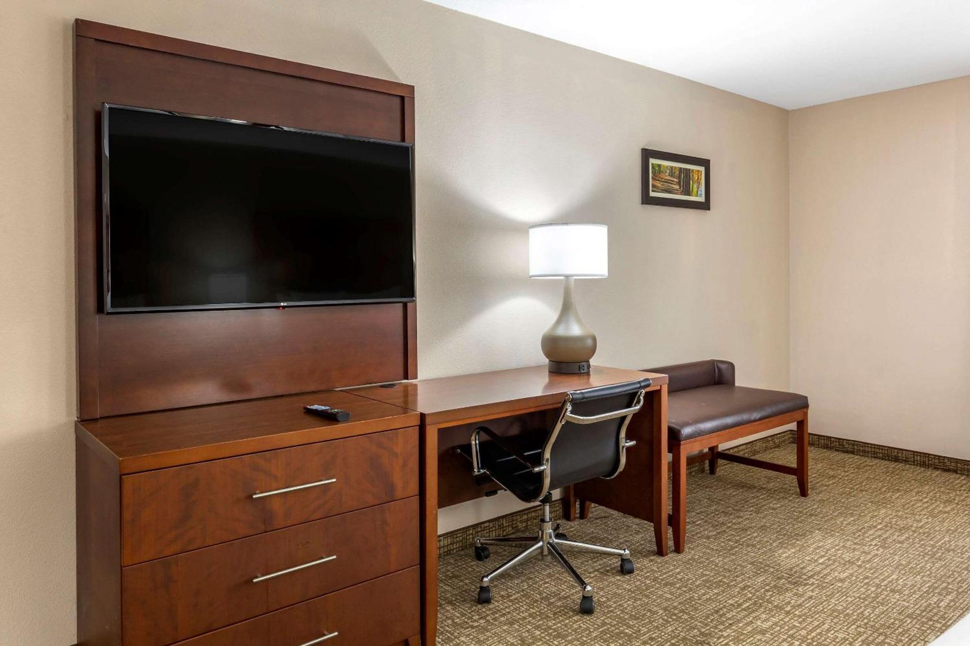 Comfort Inn Smithfield Near I-95 Phòng bức ảnh